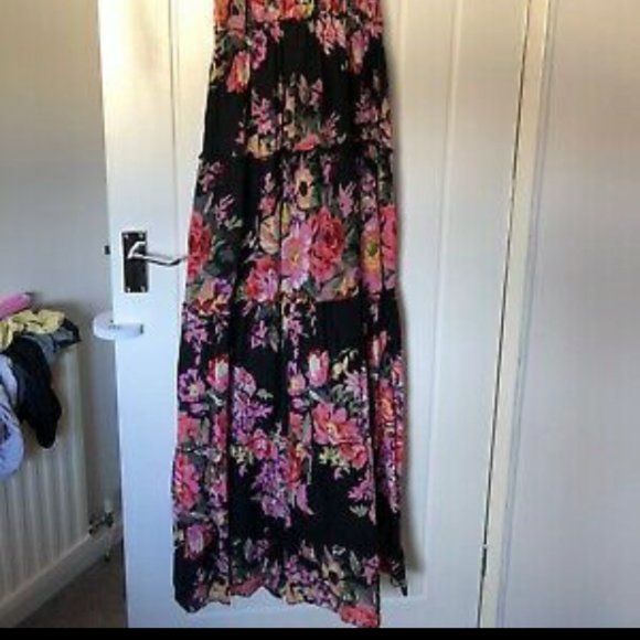 ISO: PLZ HELP trying to find Dress & brand name - Picture 3 of 3